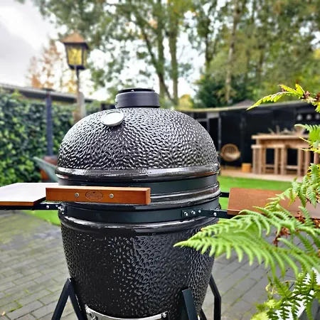 Vakantiehuis Scenic Near Town & *